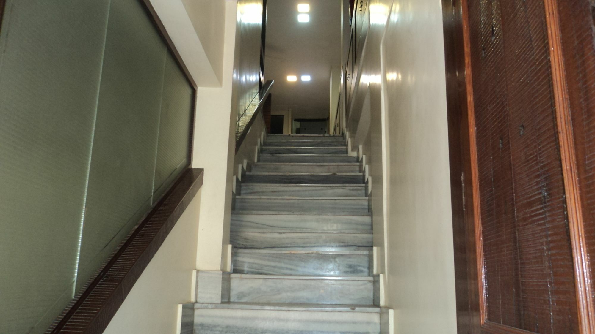 Benazeer Hotel Mumbai Dış mekan fotoğraf
