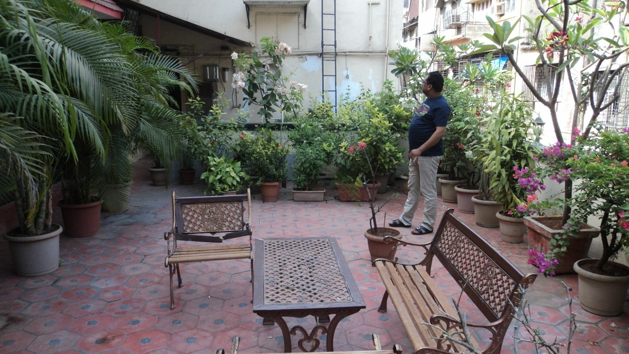 Benazeer Hotel Mumbai Dış mekan fotoğraf